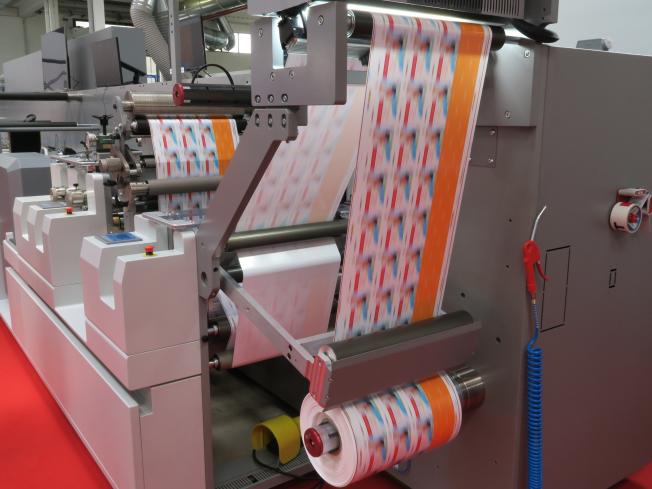 F & B Label Flexo PRess